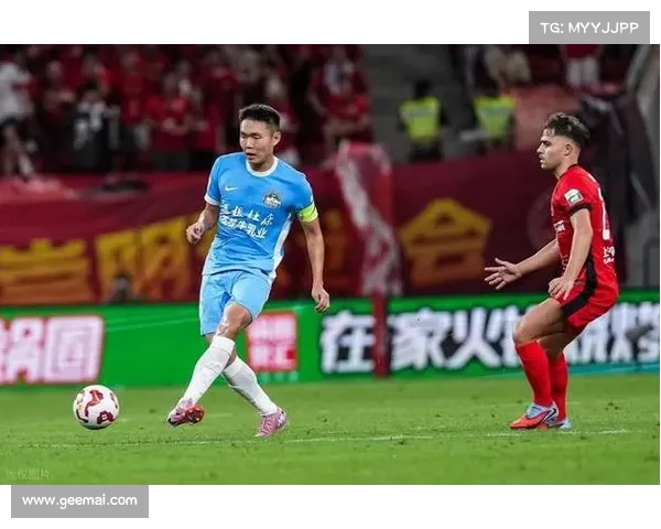海港4-1战胜河南登顶积分榜 维塔尔两传一射梅伦多打入首球